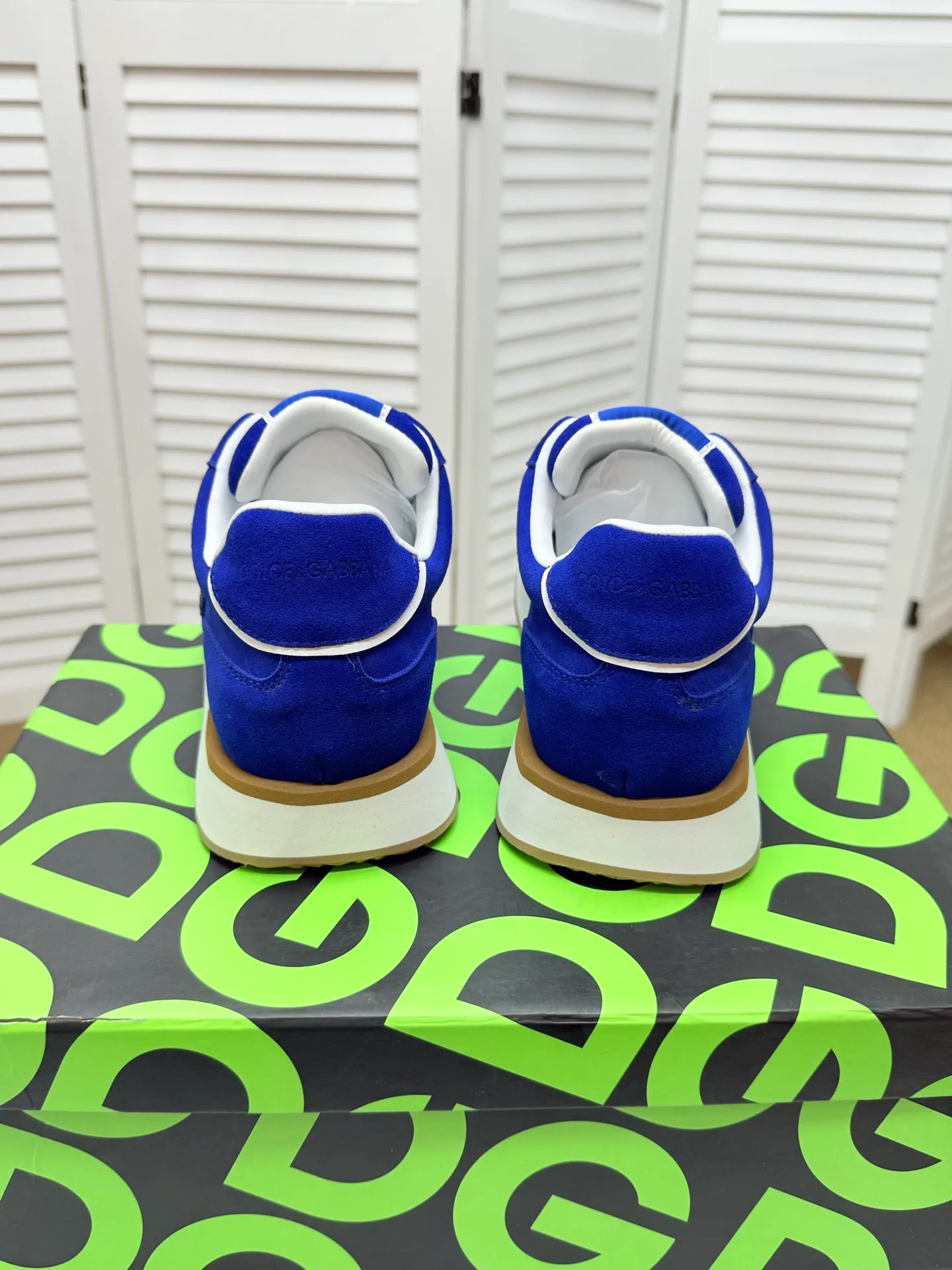 Men's clothing and shoes 250. The latest sports and casual shoes for couples (DG) are fashionable and versatile, and can add luster to various looks. Create an exquisite design with unique dynamic vitality and modern atmosphere, showing modern elegance. Size: 36-46 (45 and 46 are custom-made and cannot be returned or exchanged) Se